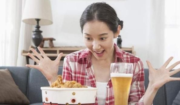 增生|女人26岁以后，容易患“乳腺增生”？请记住“3少2多”更健康！