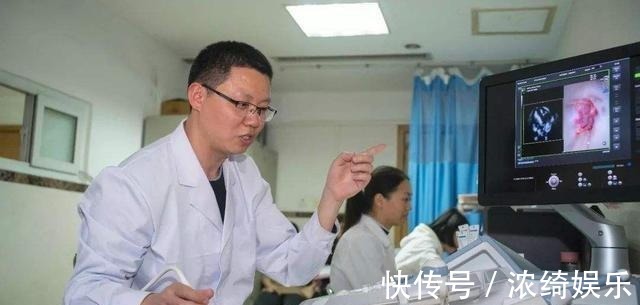 宝妈|27岁产妈生下龙凤胎,医生准备缝合时,宝妈突然高喊“等一下”