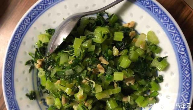 這道菜|這菜被稱(chēng)“頭號(hào)瀉藥”,口臭嚴(yán)重要經(jīng)常吃,便秘問(wèn)題也會(huì)悄悄溜掉