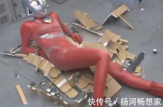 皮套|为什么女奥特曼那么少当她们把贴身皮套脱下后,观众明白了