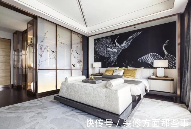 四居室|147平中式四居室,你看卧室牡丹花仙鹤背景墙俗气吗