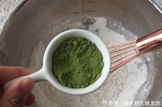 最近孩子迷上这早餐,松软香甜,搅一搅,蒸熟就能吃,好吃不上火