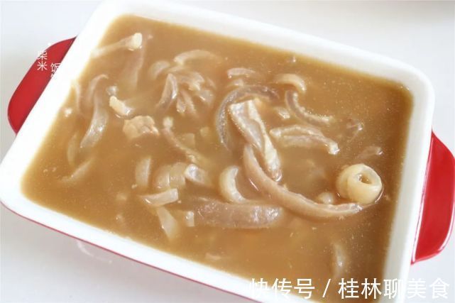 猪皮|年夜饭必备菜品，提前做好放冰箱，切一切就上桌，特别省心