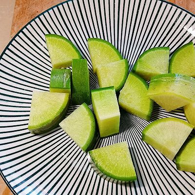 红枣枸杞|小骨粉丝汤