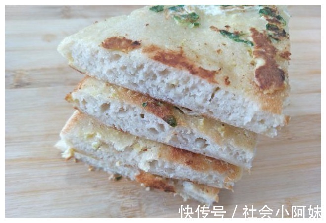 发面葱花饼的简单制作方法，手不沾面，学会不用天天吃馒头花卷了