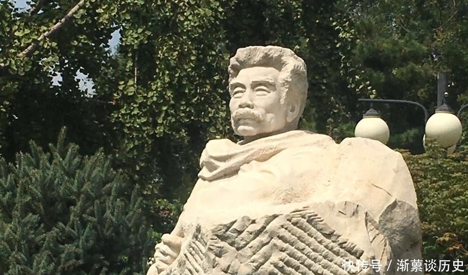 幼年|鲁迅写给自己的一首诗,幼年读时觉得很酷,中年读来已经泪目