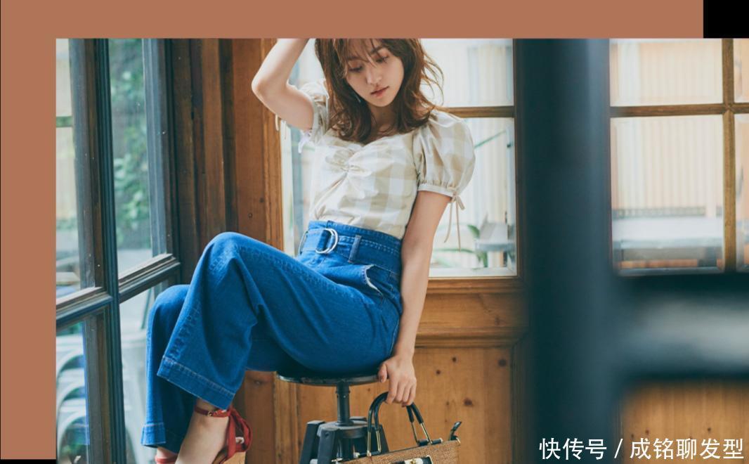 女人|30+的女人别再走甜美风了,试试“轻熟风”穿搭,优雅时尚又减龄