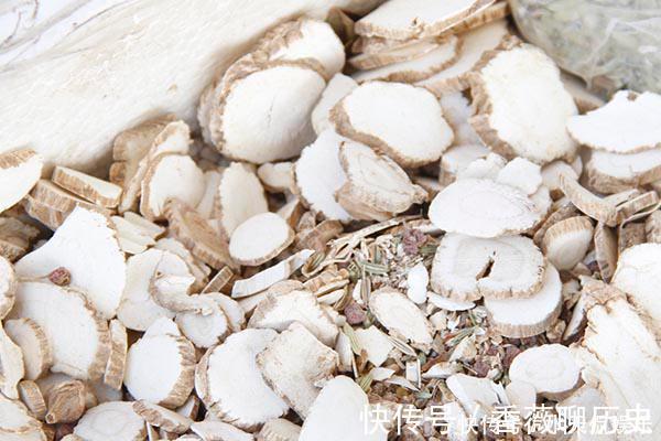 绝配|黄芪的“绝配”已被发现,女性没事喝点,气血充足,更显年轻态