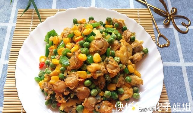 秋天|秋天，这道菜比牛肉羊肉都好，4块钱就能炒一盘，鲜香好吃特解馋！