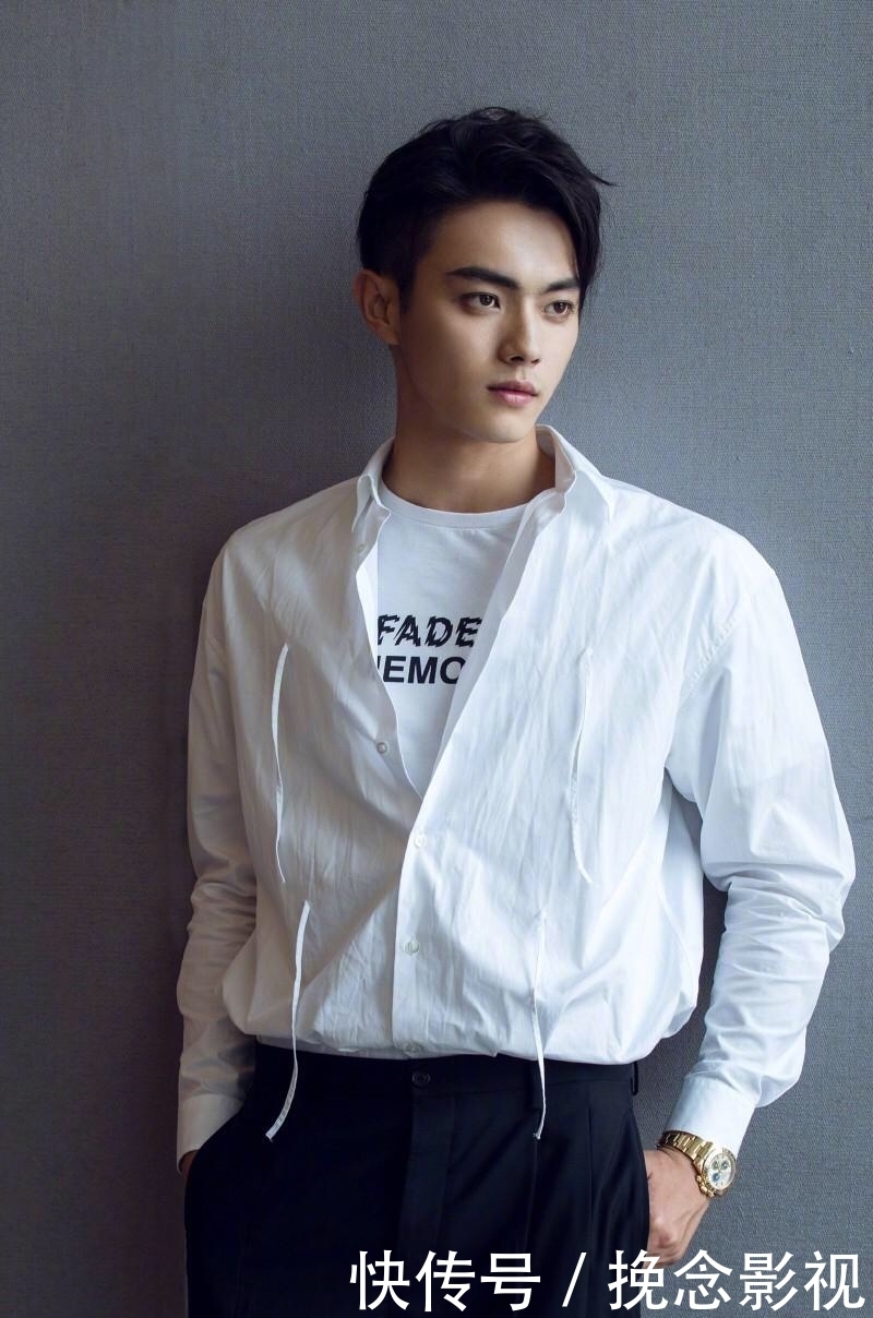 趙薇 許凱、張哲瀚同框,曾經(jīng)同是于正力捧的藝人,怎么差別如此大