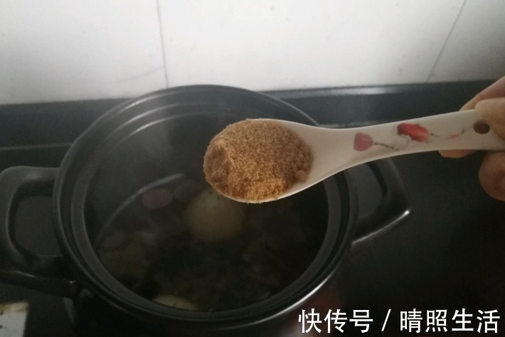 鸡蛋|红枣和它一起煮,气色越来越好了,愉快度过“痛苦”的那几天
