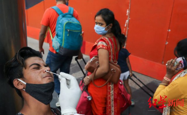 印度公共卫生基金会|美媒：疫情下印度3200万中产人士返贫，数百万人背巨额医疗债务，靠众筹付治疗费