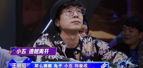 杨凯|《街舞》再拿热度第一！新一期的团舞，一场比一场刺激