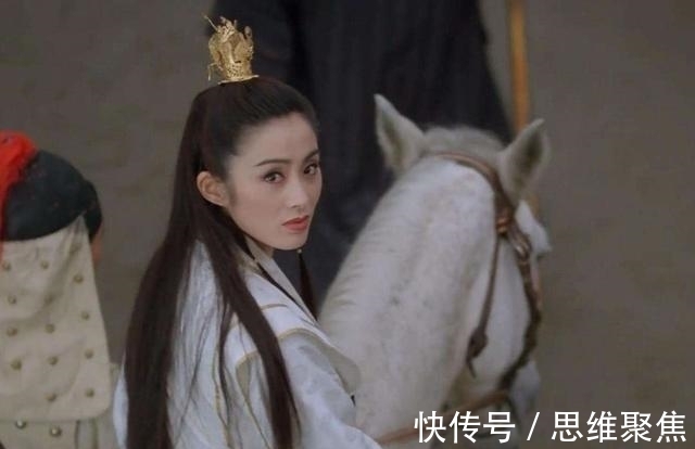 薛宝钗@红楼梦:才貌双全的薛宝钗,为何输给林黛玉?赵敏给出了正确答案