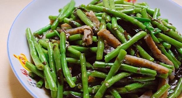 大厨|豆角别再直接下锅炒，大厨教你再加一步，豆角鲜嫩爽脆特好吃！