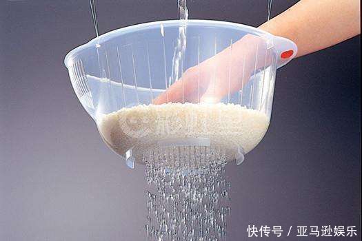 妙用|关于淘米水的妙用!别再傻乎乎用来美白了!