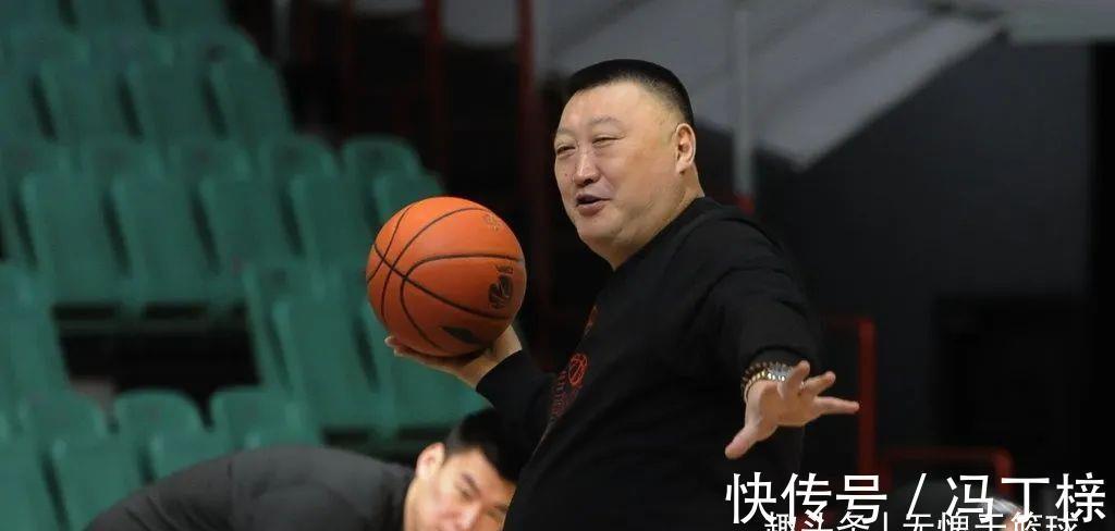 闫鹏飞|山西7人上双胜北京!杨学增被热议,他让山西成为CBA勇士队?