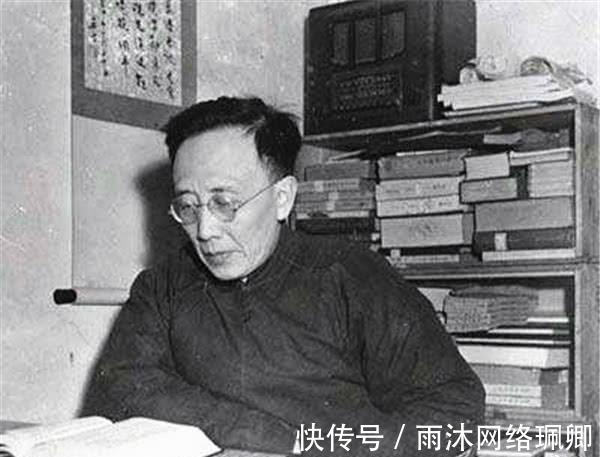 他的一生#郭沫若骂了鲁迅4个字,鲁迅5个字回应,完美的形容了他的一生!