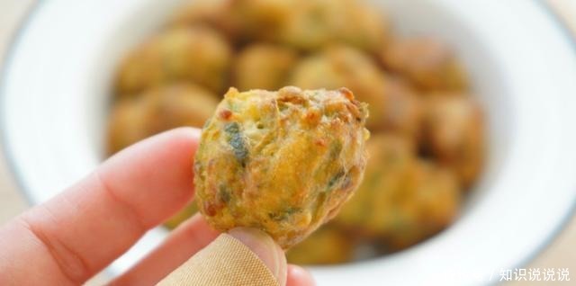 冬天多吃萝卜！试试这样做，不加一滴水，外酥内软，比肉丸子好吃