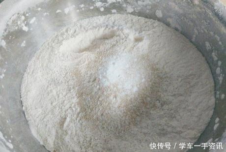 我家桃酥从不买，自己做干净卫生更放心，香甜酥掉渣，比买的还好