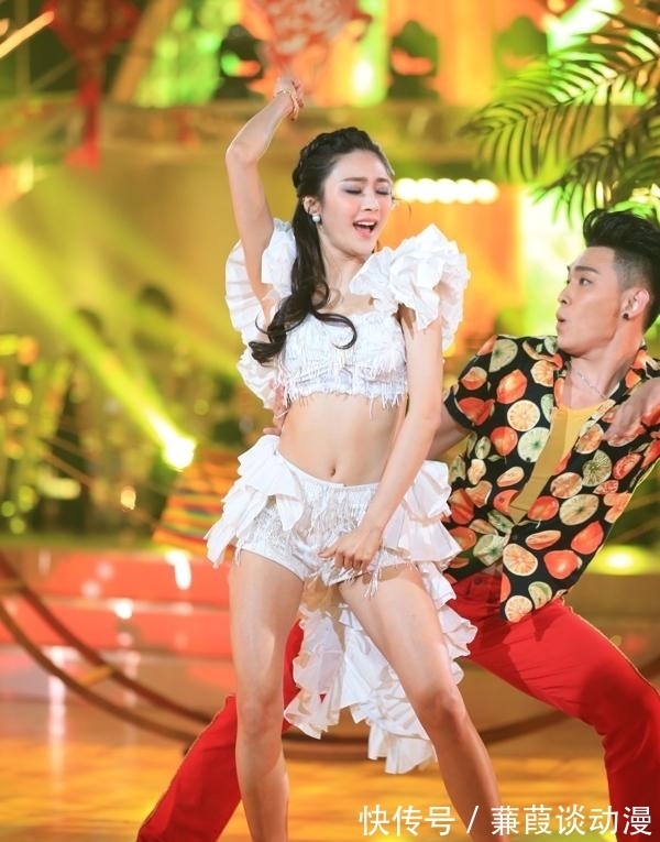 好声音|在《好声音》看着没夺冠，还能被“捧上天”，不要把她想得太简单