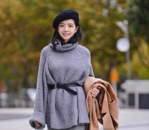 肤色|女人过了55岁,尽量少穿这3种“装嫩色”,显胖俗气还掉价