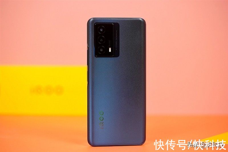 gpu|性价比奇兵！iQOO Z5评测：性能、拍照都不像千元机