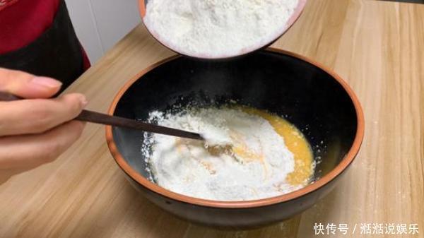  南方人|南方人一定要学会这个做法，不揉面、不擀面也能做出好吃的面食