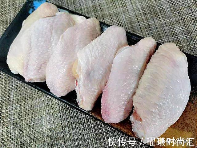 大厨|可乐鸡翅吃腻了?大厨教你这样做,更酥脆更鲜嫩,一顿6个不够吃