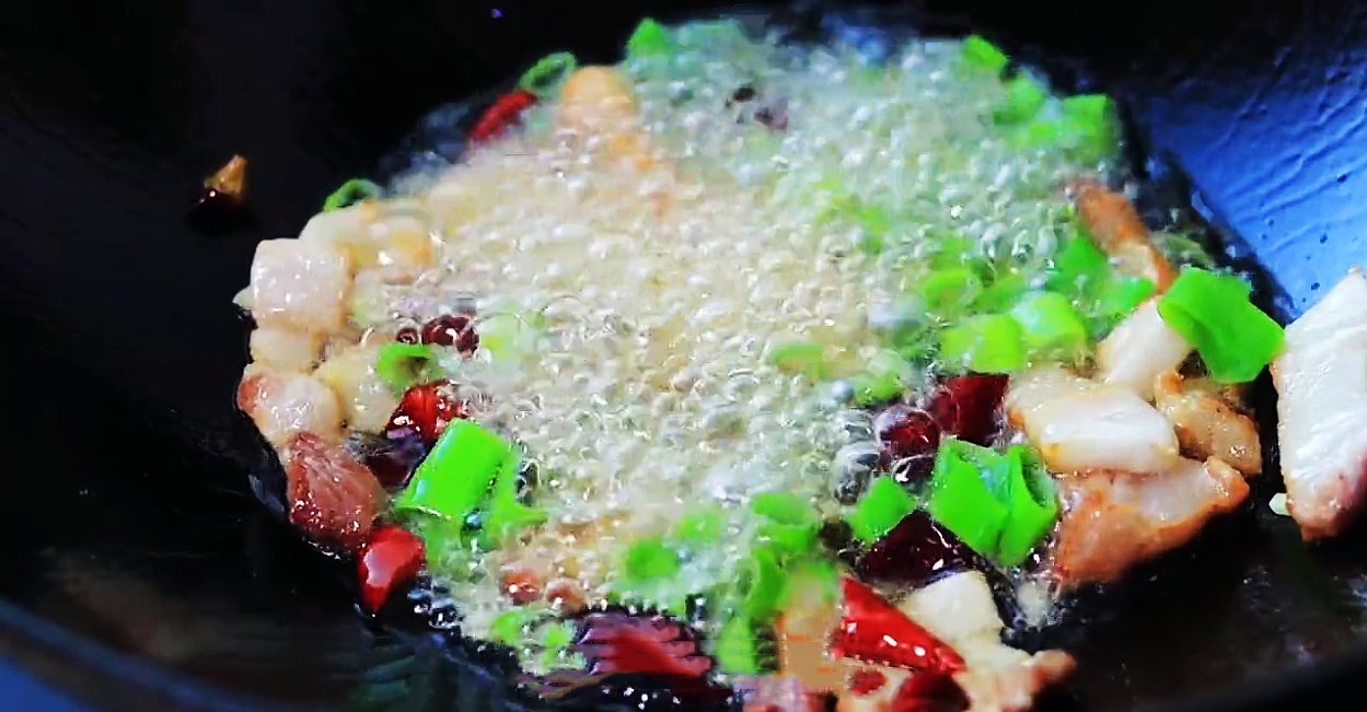 秋天别总大鱼大肉，多吃这12道家常素菜，低热量高营养，特别下饭