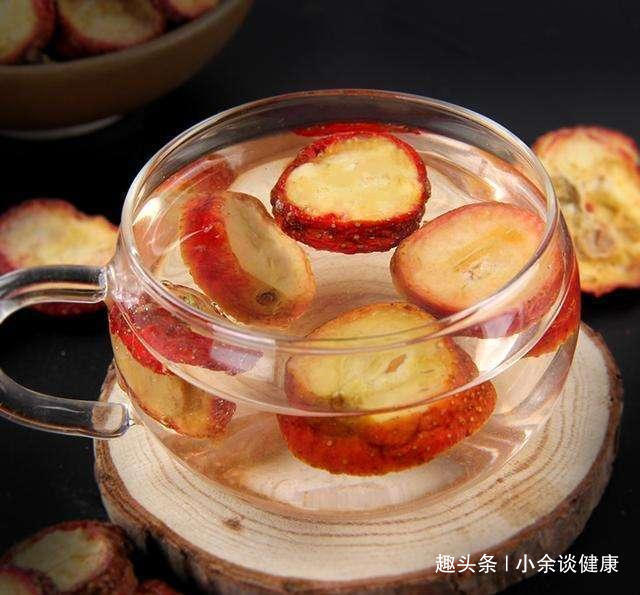 血液粘稠度|脑供血不足的人,脸上有3个信号,哪怕占一个,也要抓紧养血管了