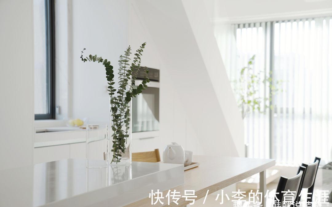 生活区|95后小姐姐的独居生活，50㎡极简小复式，活出别人羡慕的样子