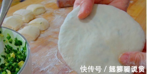 皮薄馅大|把馅饼做的皮薄如纸,这一步很重要,做法简单,凉了不硬