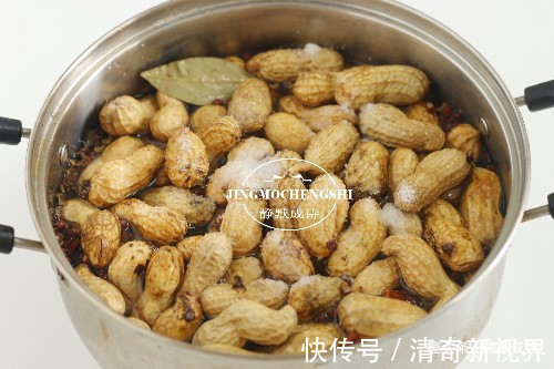 一日三餐|夏天就爱吃煮花生，学会此煮法，20分钟就入味儿，关火就能吃