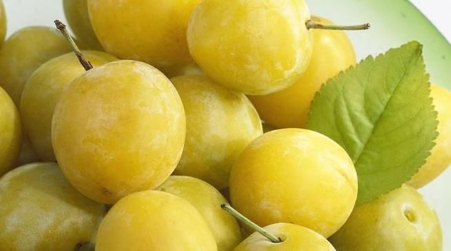 女性|女性常吃此果，大肚腩消了，色斑淡了，子宫越来越干净，早知早好