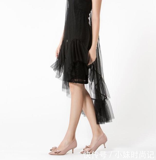 尽显|尖头小细跟的设计,修饰腿部线条,尽显高挑迷人的气质