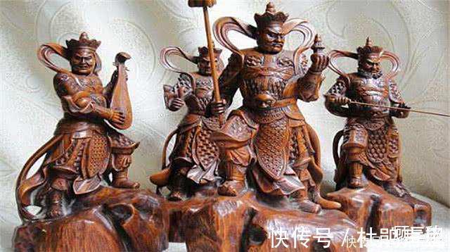 大唐&如来派八大金刚送唐僧回大唐,到大唐上空时,为啥却不敢跟随下凡