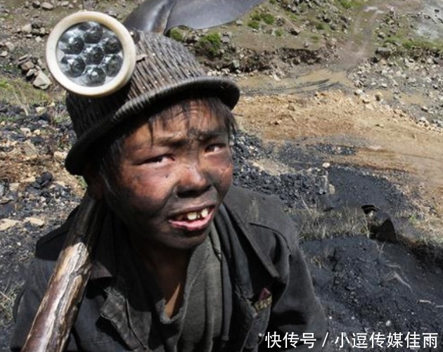 强制|清末“黑煤窑怪乱”,劳工被强制绑到煤矿,死后像野狗一样扔后山