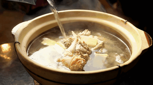 推荐好吃不上火的3道火锅,绝对成为你冬天的美食新宠