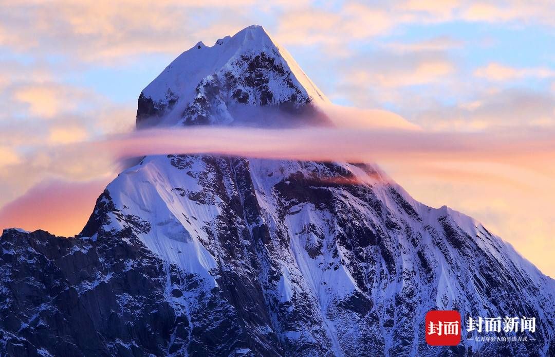 山峰|十二年追峰路：他为山峰拍“证件照” 贡嘎山高度做网名｜图集