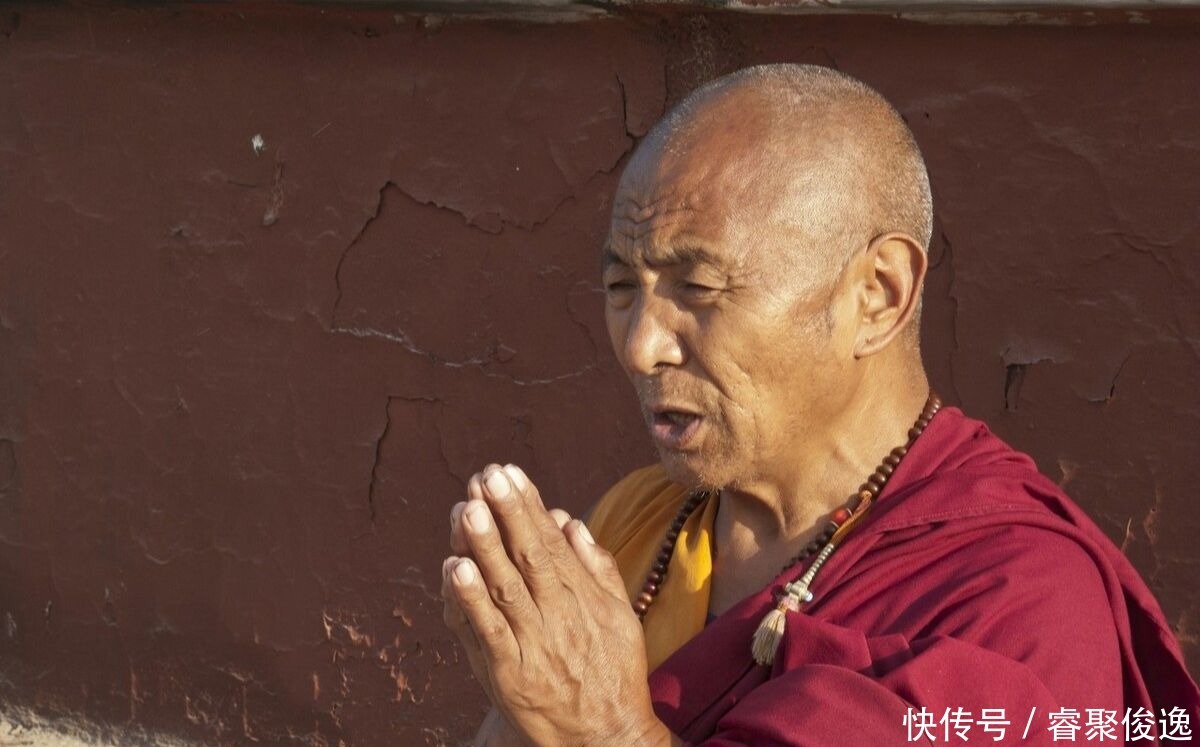 写一首“江山美人”藏头诗,聊一段红尘滚滚的世俗情事