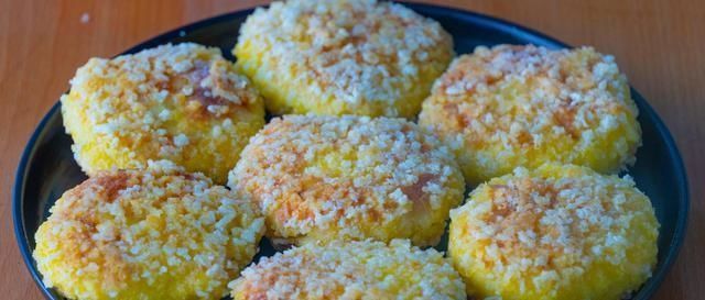 糯米粉里加2个苹果,居然这么好吃,酸甜可口,每次上桌就抢光