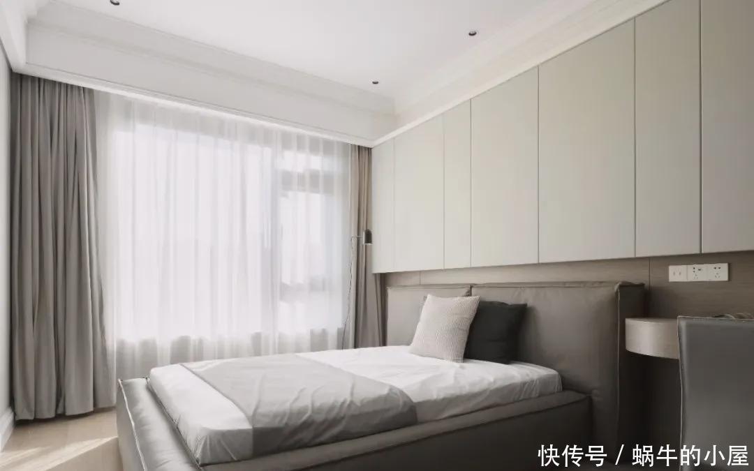 现代极简融合古典元素,成就别具一格的低奢空间