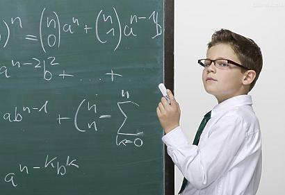 家长|研究发现:高智商的孩子,一般有3个特质,占1个也不错