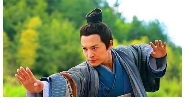 芙儿#神雕后传：杨过三个儿子威震武林，大儿执掌明教，二儿是丐帮帮主