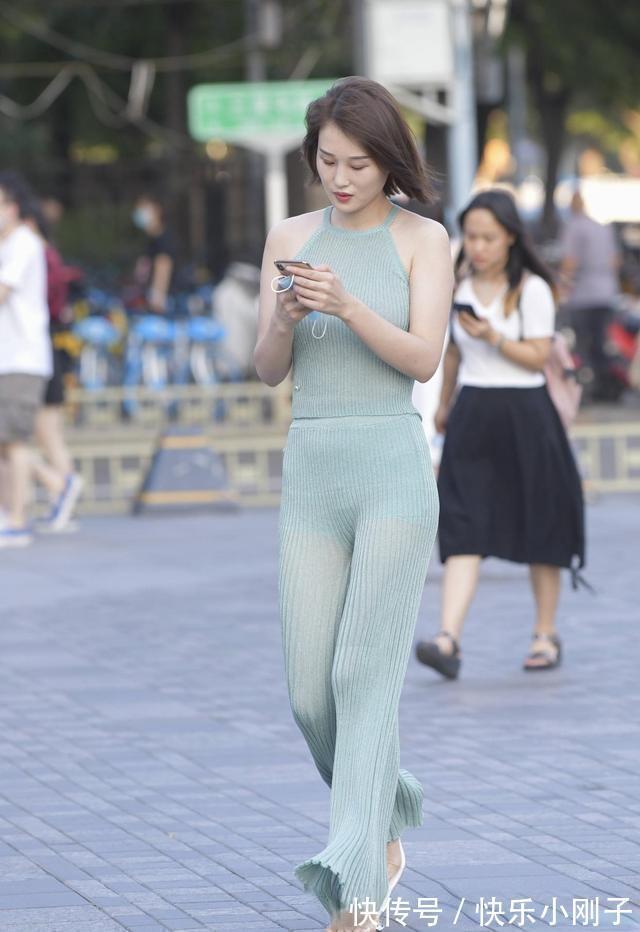 衬衫裙 舒适时尚的瑜伽裤穿着更显穿衣档次，气质女生都爱穿，温婉可人