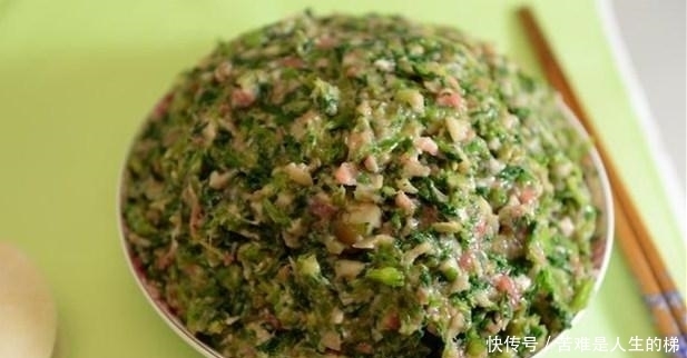 调饺子馅时,“此2样”不能乱放!面点师:如此做饺子又鲜又好吃