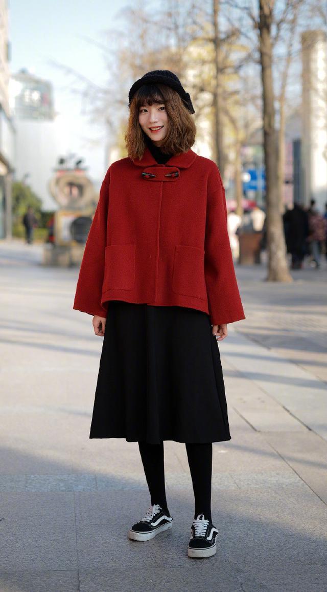 穿“打底裤”的时候,怎么摆脱“路人感”