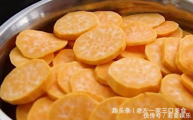 时间到松松软软的面包就做好了,和亲爱的家人一起享用吧!