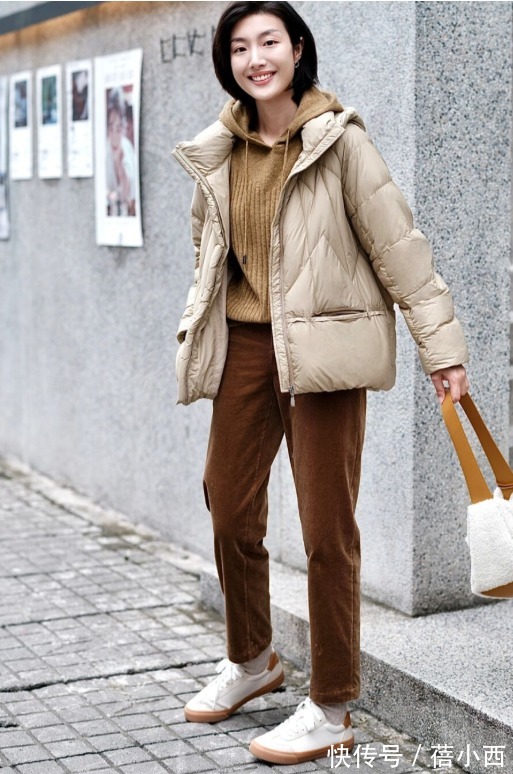 针织衫 会穿“九分裤”的女性才是真高级,记住“3要3不要”,优雅显气质